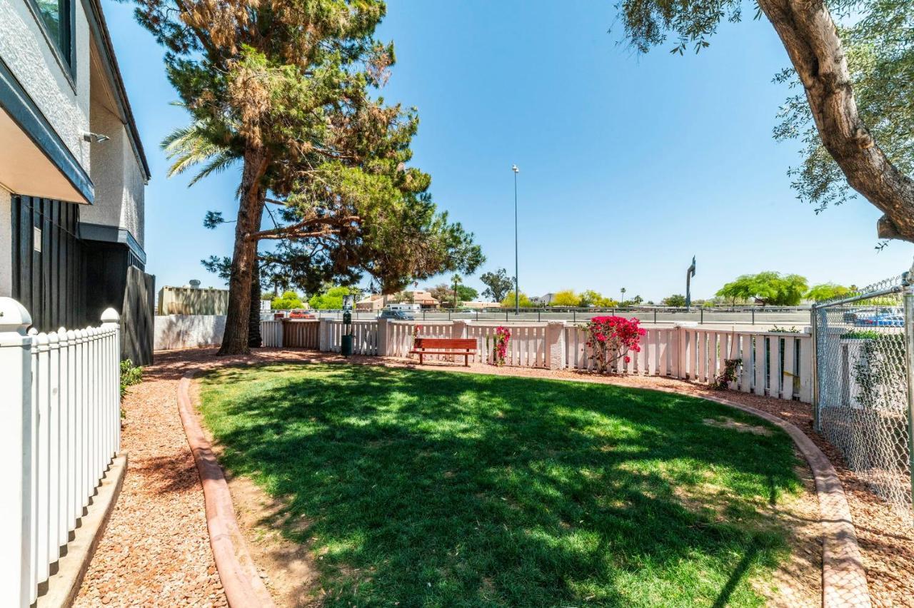 Metro Phx Upstairs 2Bd Sleeps 6 Heated Pool No Pets Allowed Phoenix Esterno foto